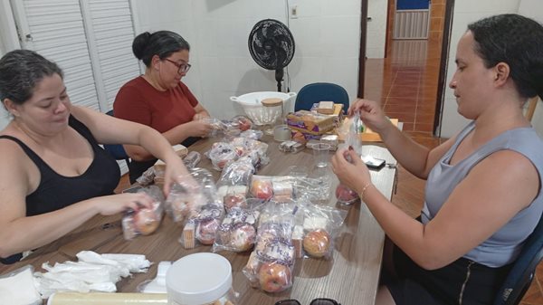 Equipe organizou a alimentação dos participantes para garantir suporte durante o trajeto até a capital maranhense.